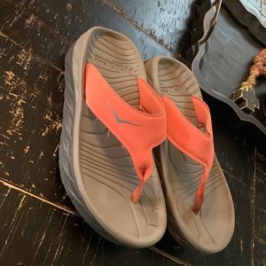 Hoka One One Ora Recovery Flip Flop Sandal